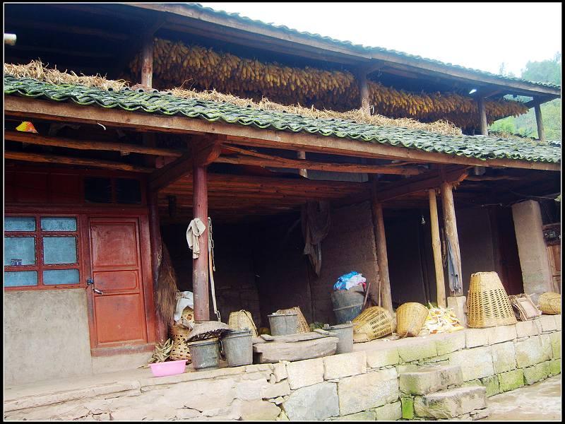 衣下村村情概況-民居