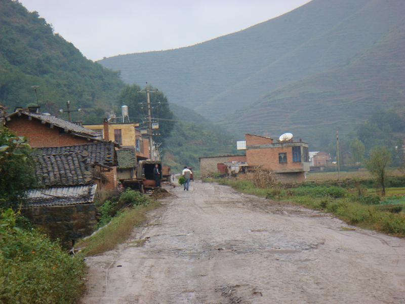 麻地溝村(山西省忻州市原平市沿溝鄉下轄村)