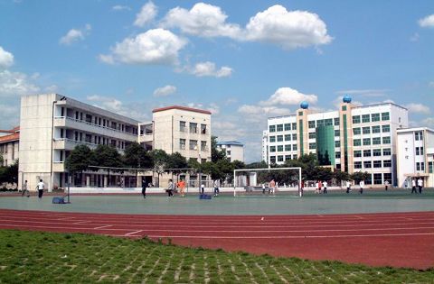 株洲市八中校園