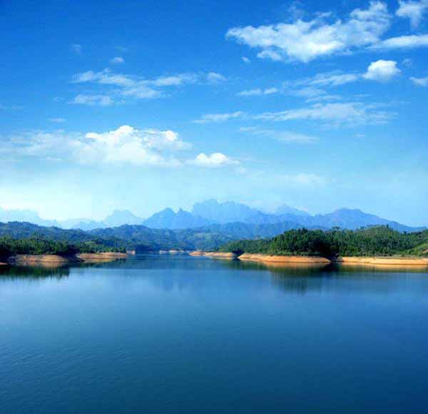 平南新八景——田湖映翠