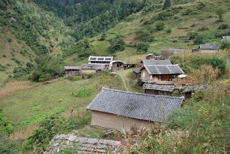 松鶴村(雲南省香格里拉市虎跳峽鎮松鶴村)