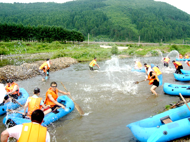 阿什河漂流