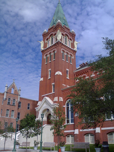 聖道大學(美國聖道大學)