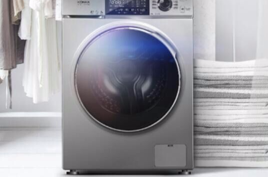洗衣機(利用電能產生機械作用來洗滌衣物的清潔電器)