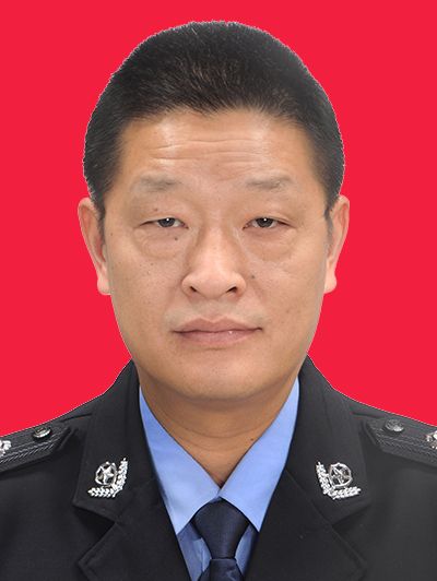 曾慶平(上饒市鉛山縣公安局四級高警長)