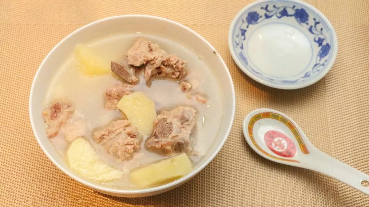 排骨土豆湯