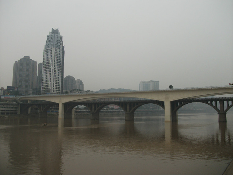 沱江大橋(四川瀘州沱江大橋)