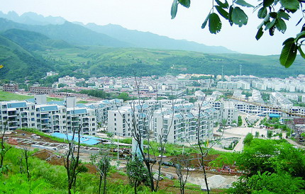 湯峪湖溫泉水鎮實景圖