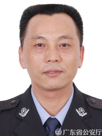 張瑞明(廣東省江門市公安局台山市公安局政工室原二級警長兼任台山市警察協會會長)