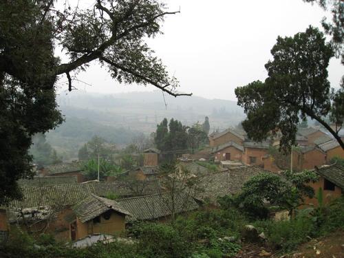 馬龍村(雲南紅河州彌勒縣西三鎮下轄村)