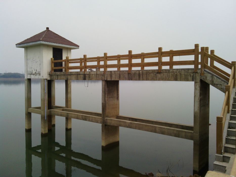 龍鬚湖風景區