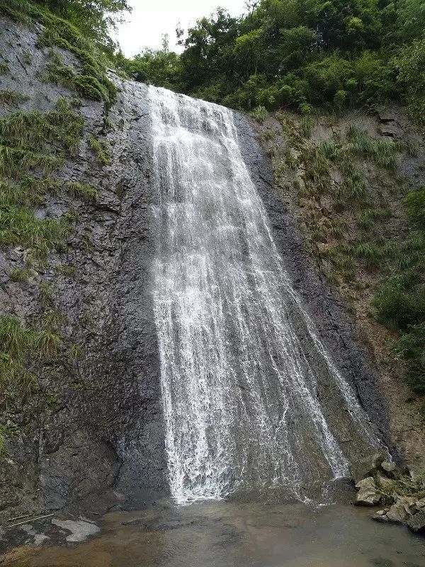 紅楓嶺村