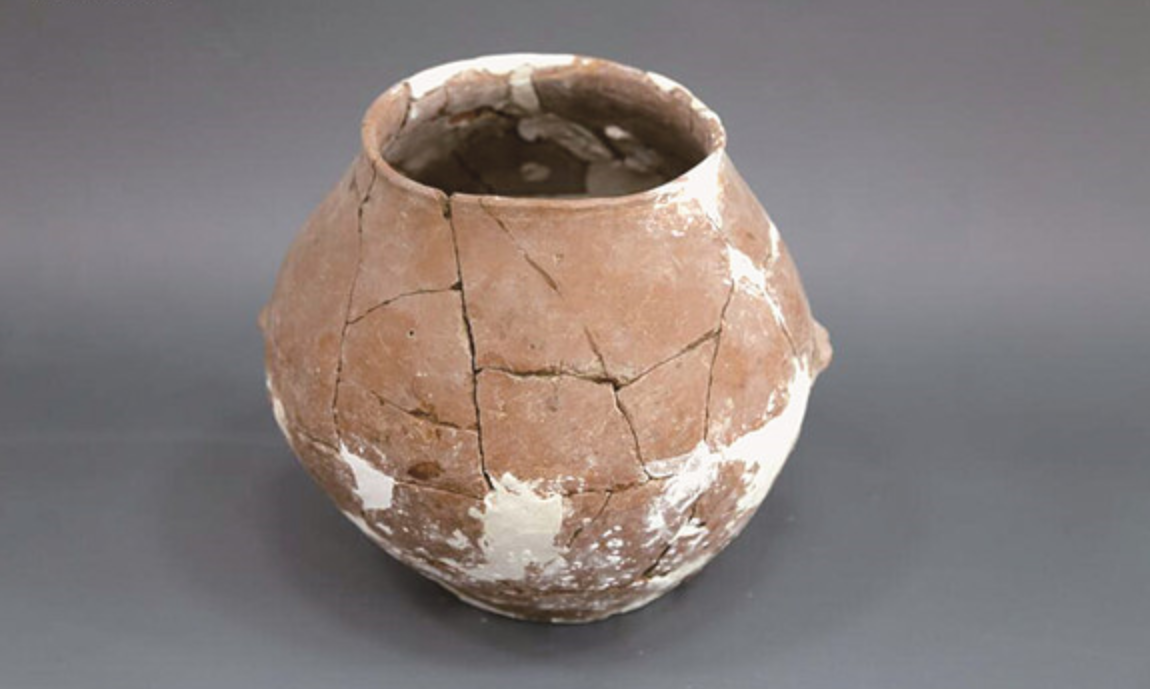 紅陶罐(東營市廣饒縣傅家遺址發掘時出土)