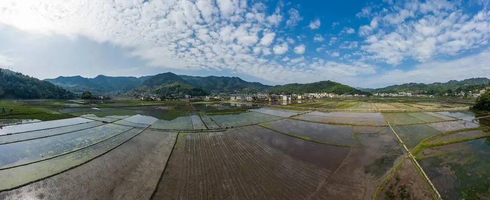 雲山壩村