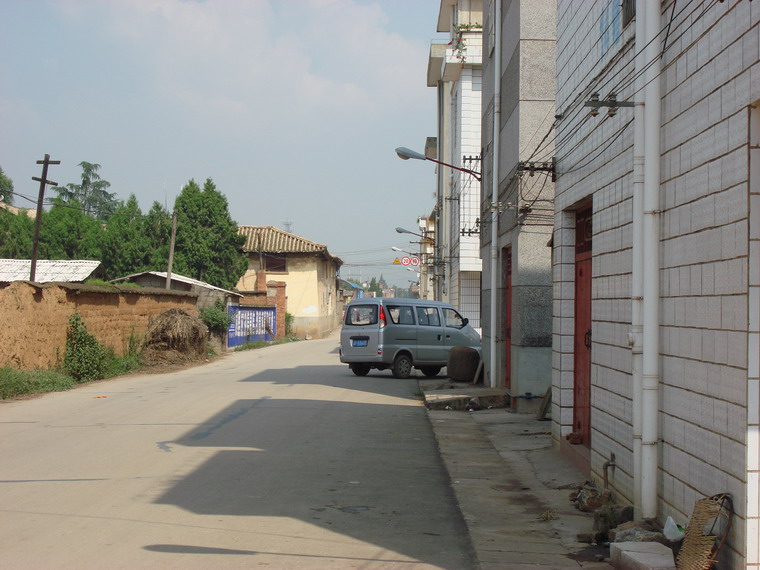 黃官營村(雲南省玉溪市玉帶路街道辦事處下轄村)