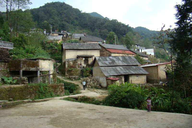 銅廠箐村(易門縣小街鄉獅子山村民委員會下轄村)