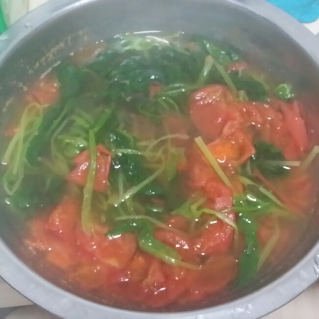 菠菜西紅柿湯
