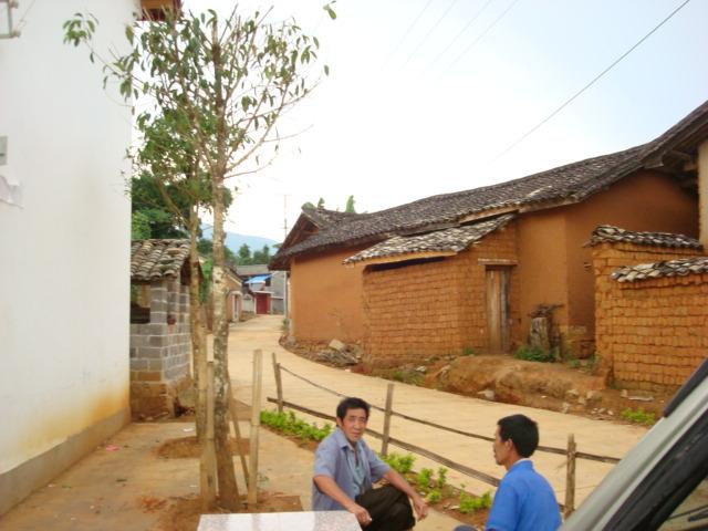 進村水泥路