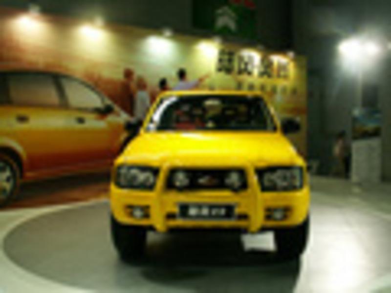 2009款陸風X9 2.4L 四驅汽油版