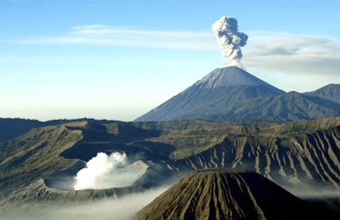 梅魯火山