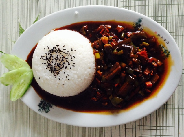 肉末茄丁拌飯