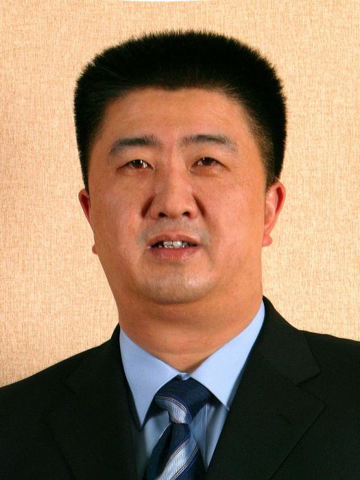 董魯平