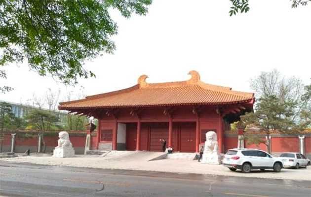 華堂(天獅集團違建建築)