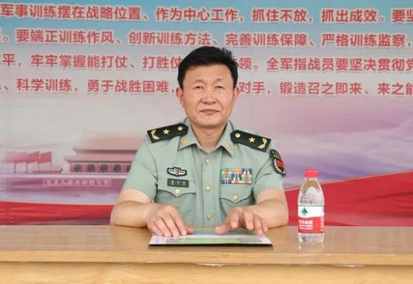 楊吉貴(中央軍委國防動員部民兵預備役局局長)