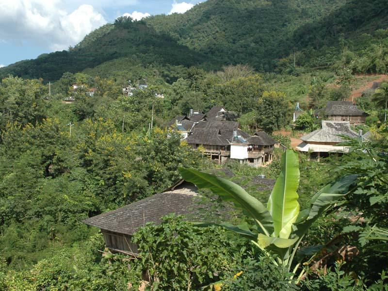 新寨村(雲南省西雙版納景洪市嘎灑鎮曼戈播村委會)