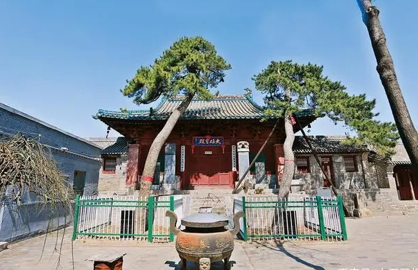 平定馬齒岩寺