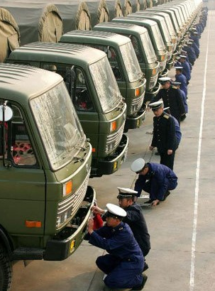 “2012式”軍車號牌