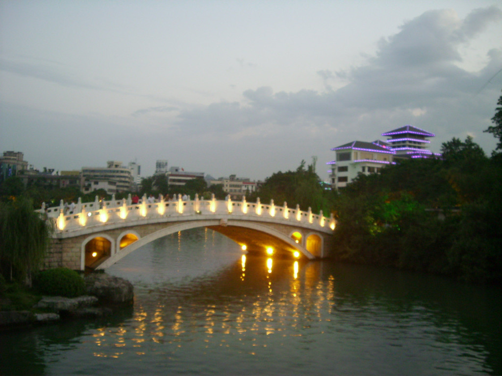 空腹式石拱橋