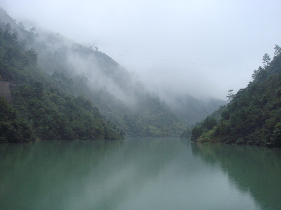 大盤山脈