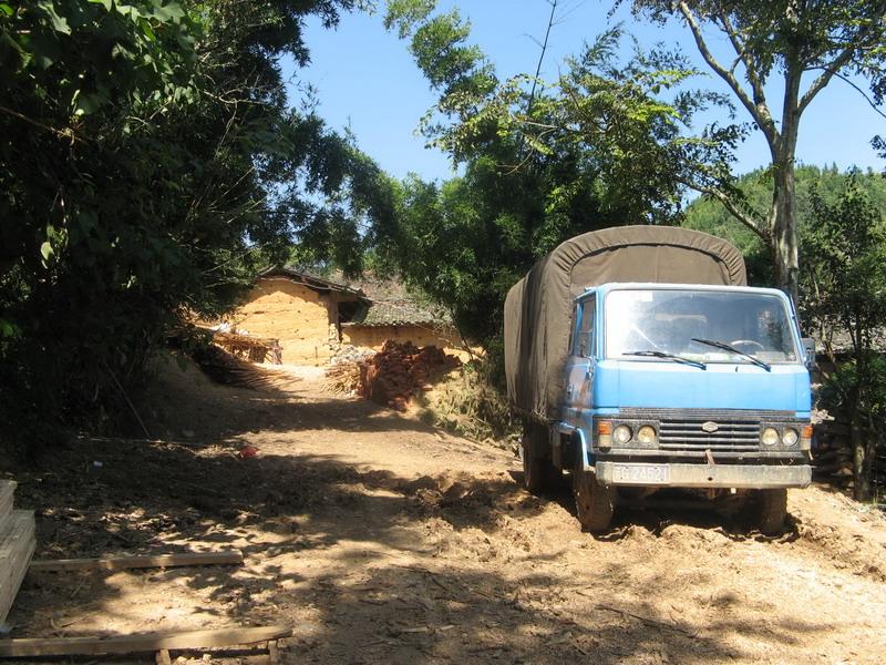 息牛場村村內道路