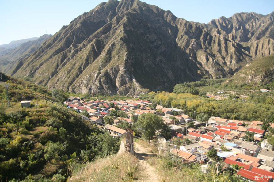 麻黃溝村(山西繁峙縣岩頭鄉下轄村)