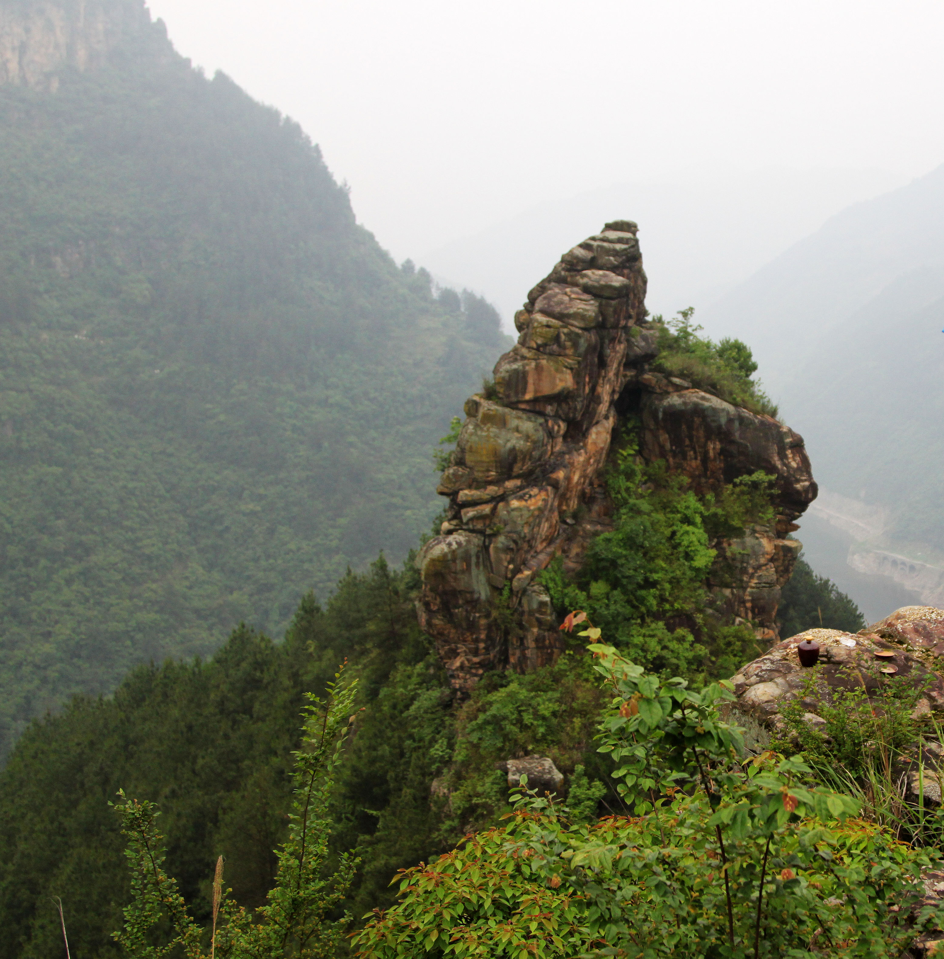 雞冠石嶺