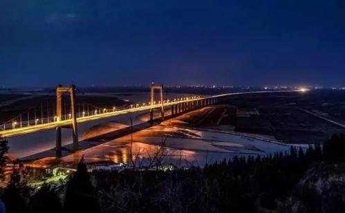 桃花峪黃河大橋