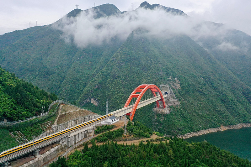 鄭渝高速鐵路(鄭萬高速鐵路)