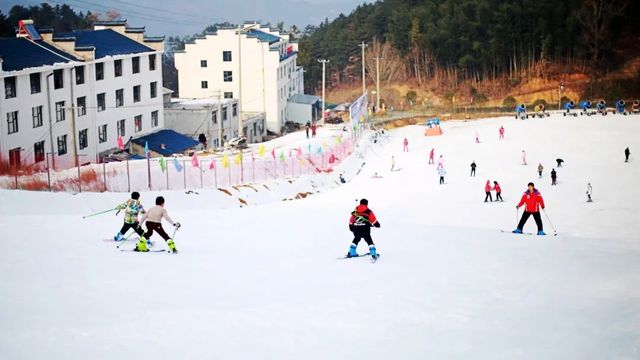 天堂寨滑雪場