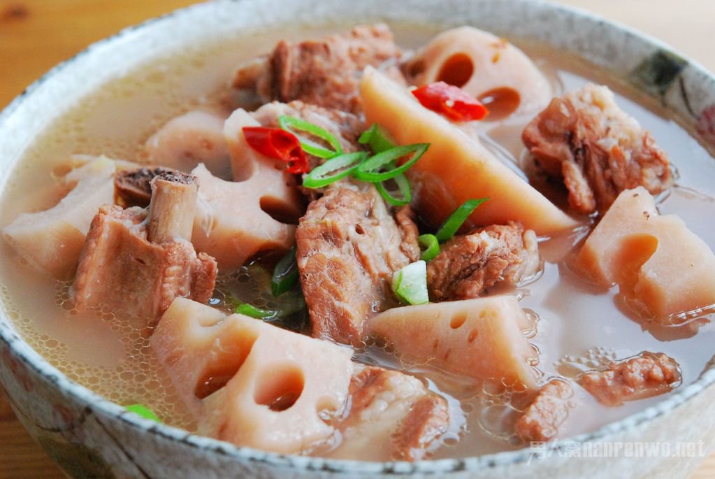 雞肉蓮藕大棗湯