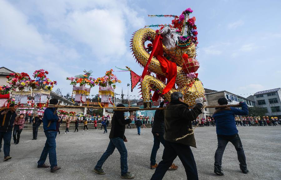 龍舞（浦江板凳龍）