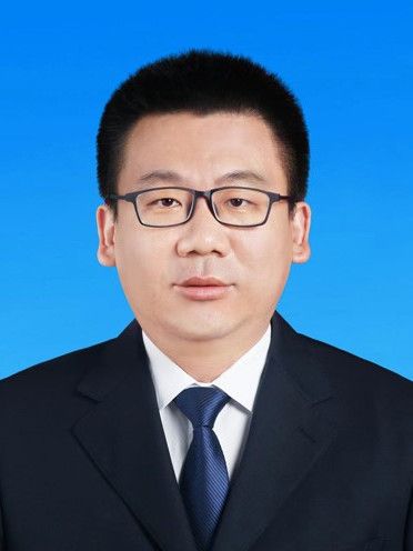 楊震(吉林省長春對外開放合作示範區管理辦公室（長春長東北開放開發先導區（長德新區）管理辦公室）主任)