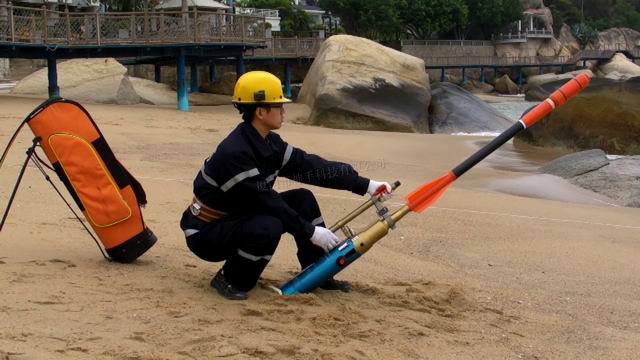 遠距離救生拋投器