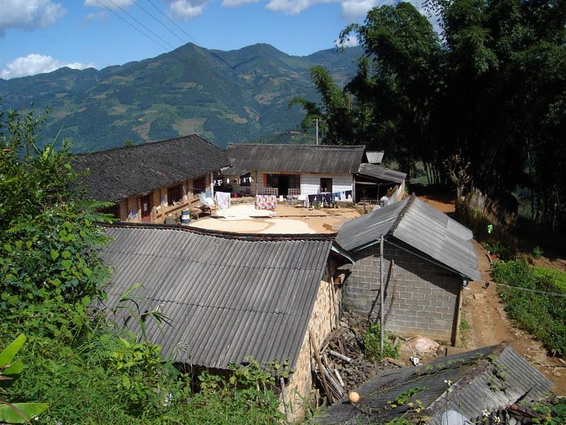 茶山村委會(雲南省鎮康縣南傘鎮轄區)