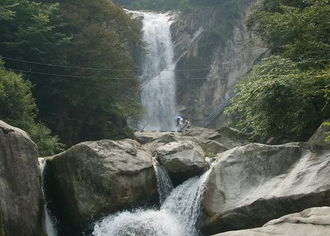 堯山大峽谷風景區