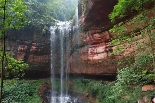 龍龜山