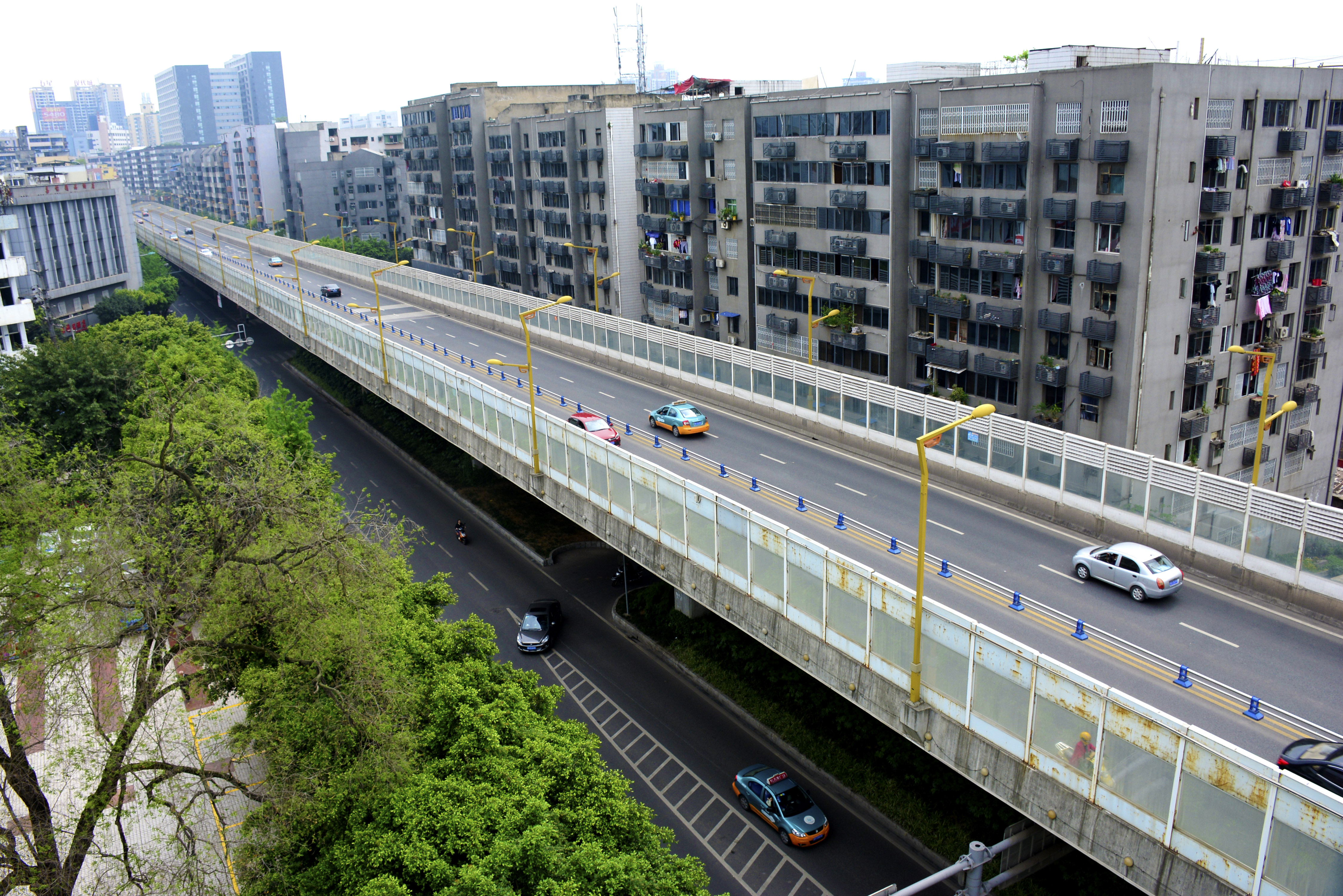 南充市建華中學