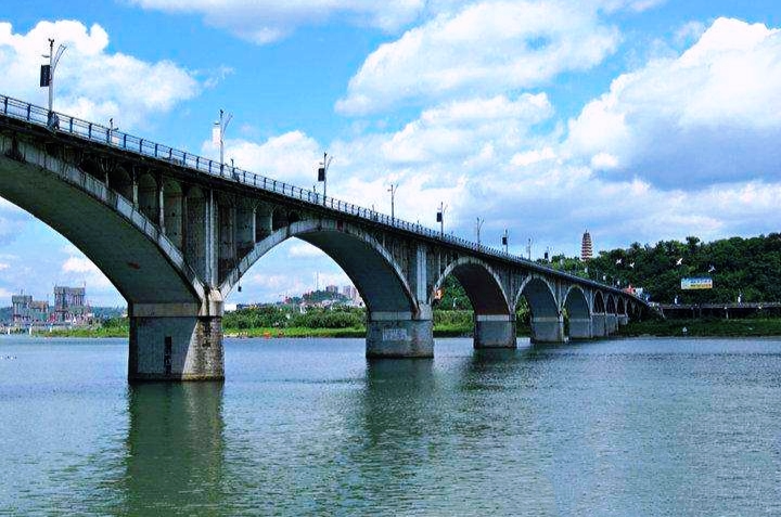 南充嘉陵江大橋