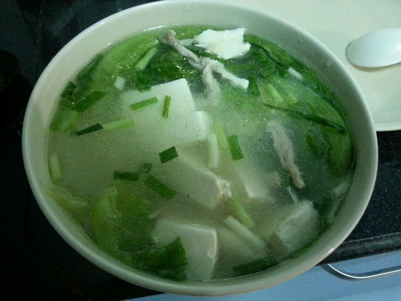 生菜花豆腐瘦肉湯