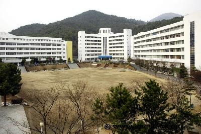 東釜山大學